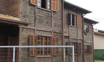 Imagem: 3 Sobrados germinados - barra de Ibiraquera