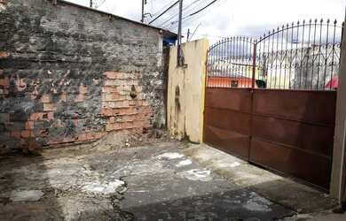 Imagem 4: Alugo casa grande por dentro?..para família com no máximo 5 pessoas?