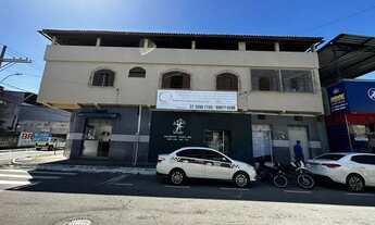 Imagem: Casa para venda tem 400 metros quadrados