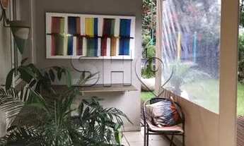 Imagem 3: Apartamento com quintal, porteira fechada. À venda no Morumbi