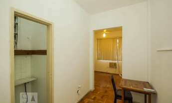 Imagem 2: Apartamento para Aluguel - Copacabana, 1 Quarto, 35 m2