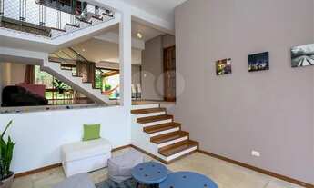 Imagem 4: Casa de vila para aluguel e venda com 352 metros quadrados com 4 quartos