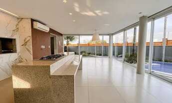 Imagem 5: Casa de condomínio sobrado para venda possui 435 metros quadrados com 4 quartos