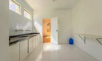 Imagem 7: Apartamento para aluguel e venda possui 180 metros quadrados com 3 quartos