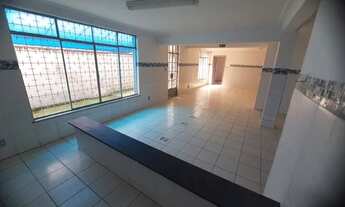 Imagem 6: Sobrado em frente ao Parque da Aclimação para venda ou locação. Possui 12 (doze) metros de