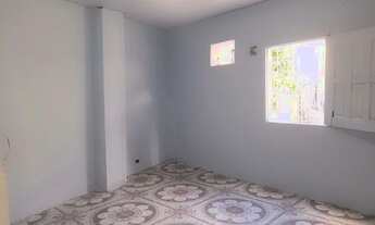 Imagem 2: ALUGO Casa com 2 dormitórios