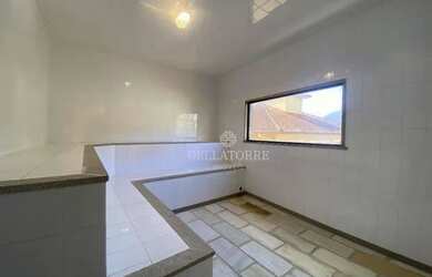 Imagem 3: Apartamento com 1 dormitório para alugar, 48 m² por R$ 1.791,82/mês - Alto - Teresópolis/R