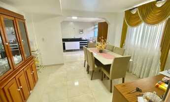 Imagem: LINDO SOBRADO - VILA CAMILÓPOLIS - SANTO