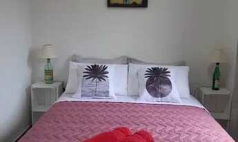 Imagem 2: Lindo Residencial para Venda ou Arrendamento com 4 casas e piscina