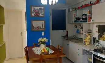 Imagem 2: Apartamento de 2 dormitórios semimobiliado no bairro Glória