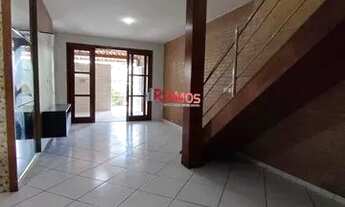 Imagem 2: Casa Duplex de 3 quartos sendo uma suíte em Colina de Laranjeiras