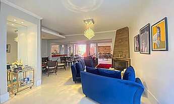 Imagem 7: Casa de condomínio para venda possui 180 metros quadrados com 4 quartos