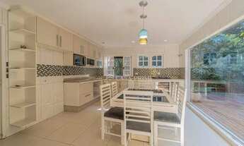 Imagem 6: Casa térrea 4 dormitórios no miolo da Granja - Fazendinha!