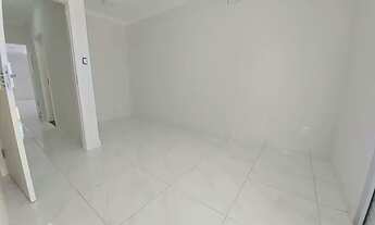 Imagem 2: Casa de condomínio para venda tem 117 metros quadrados com 3 quartos em Centro - Itajaí