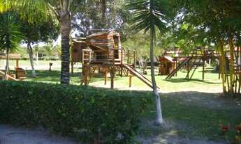 Imagem 3: Lote grande em condomínio muito bem cuidado e ótima localização