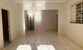 Imagem 2: Casa Comercial para Alugar de 03 Quartos no Bairro Independência em Ribeirão Preto com Qui