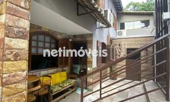 Imagem: Excelente Casa Geminada à Venda no Bairro