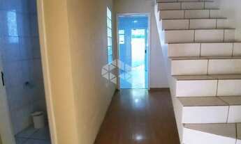 Imagem: Sobrado entrada individual com 2 dormitórios