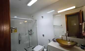 Imagem 4: Casa de condomínio para venda possui 318 metros quadrados com 3 quartos