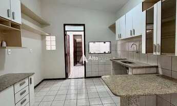 Imagem 7: Casa Exclusiva no Planalto Treze de Maio com Três Suítes