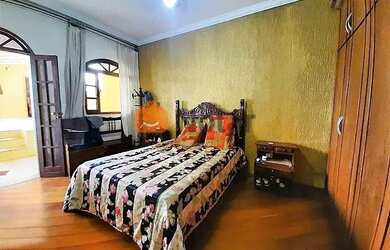 Imagem 6: Casa em Sagrada Família com 400 m² , 8 quarto(s) , 8 suíte(s) , 4 vaga(s)