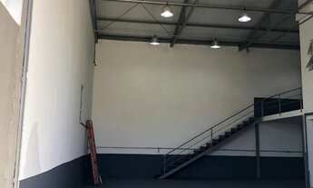 Imagem: Galpão industrial no Anel viário para