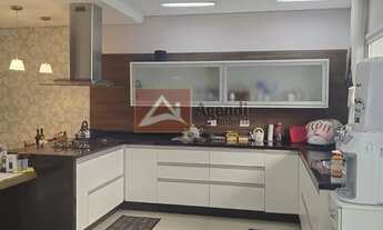 Imagem: SOBRADO EM CONDOMÍNIO - PINHEIRINHO - R$