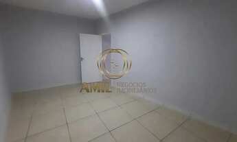 Imagem 4: EE - Aluga-se Casa Térrea, 230 m², Reformada, 4 Quartos, 1 Suíte, 2 Vagas, Vila Maria, SJC