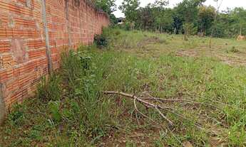 Imagem: Opções de áreas de terreno Em Montes