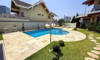 Imagem 2: Oportunidade - Casa em Condomínio - Condomínio Jardim das Colinas - 4 Dormitórios - 454m²