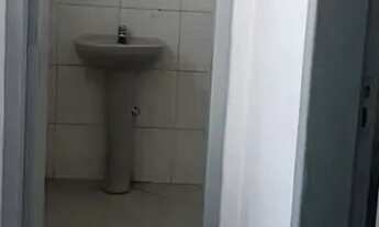 Imagem 6: Ponto comercial/Loja/Box para venda possui 235 metros quadrados