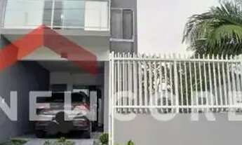 Imagem: Sobrado em Rua Mário Neto - Itacolomi