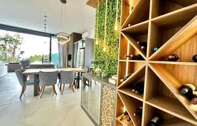 Imagem 3: INBOX CIA IMOBILIÁRIA VENDE EM MONTE BELO DO SUL - Casa com três quartos mobiliada com pát