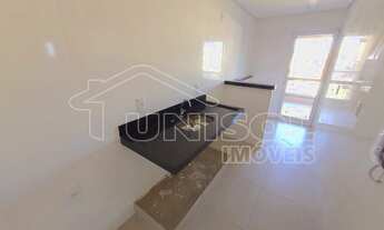 Imagem 6: A Unisol Imóveis aluga apartamento com dois dormitórios sendo duas suítes e sala com sacad