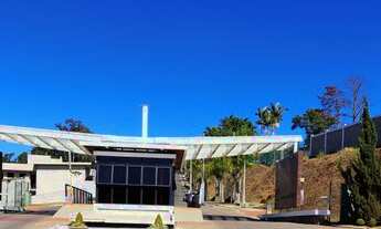 Imagem: Casa com 3 Suítes, 2 Vagas de Garagem