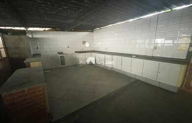 Imagem 6: Lojão com 800m² para aluguel, estacionamento, Poço Rico - Juiz de Fora/MG