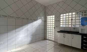 Imagem 2: Casa para venda possui 200 metros quadrados com 3 quartos