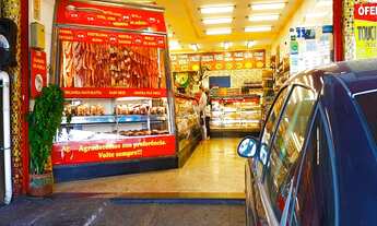 Imagem 7: Açougue com estacionamento na porta, na ZL/SP Ref.: 1373