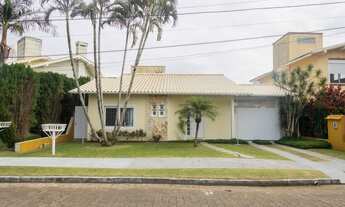 Imagem: CASA 3 DORMITÓRIOS EM JURERÊ INTERNACIONAL