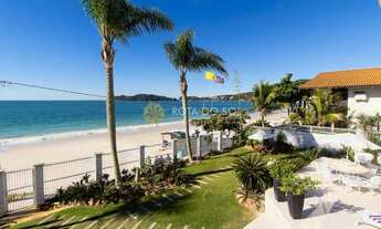 Imagem 7: Casa Alto Padrão frente Mar à venda no Centro de Bombinhas/SC