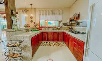 Imagem 2: Casa para venda tem 300 metros quadrados com 4 quartos em Domingos Martins - Domingos Mart