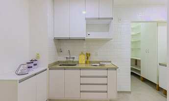 Imagem 2: Apartamento para venda tem 90 metros quadrados com 2 quartos em Copacabana - Rio de Janeir