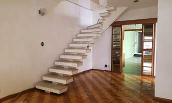 Imagem 2: Casa de 4 Dormitórios na Rua Itagiba