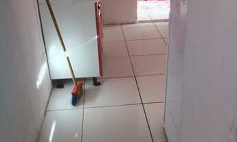 Imagem 2: Casa com quintal e garagem