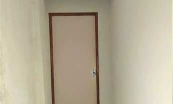 Imagem 2: Vdo prédio eqnm 19/21, c/4 aptºs + 02 lojas - escriturado - R$1.100.000,00