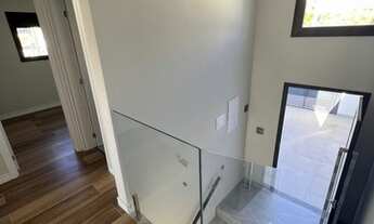 Imagem 4: Sobrado para venda possui 130 metros quadrados com 3 quartos em Portais (Polvilho) - Cajam