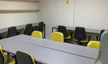 Imagem: CASA TRIPLEX MOBILIADA NA MADALENA