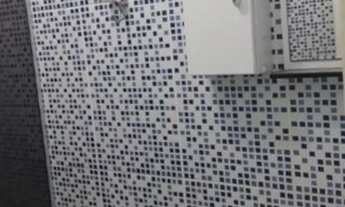 Imagem 4: Casa em rua pública