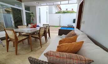 Imagem 6: Casa de condomínio sobrado para venda tem 283 metros quadrados com 4 quartos