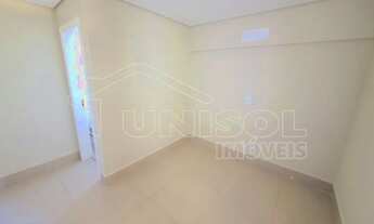 Imagem 4: A Unisol Imóveis aluga apartamento com dois dormitórios sendo duas suítes e sala com sacad